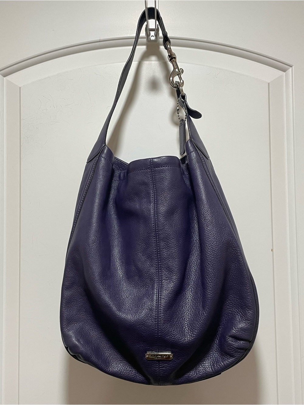 Coach Avery Pebbled Leather Large Slouchy Hobo Bag F23309 Rich Grape Purple